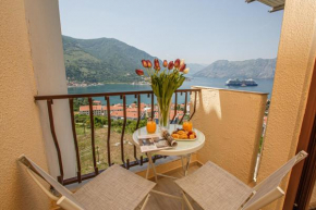 Ema’s Dream Home with Sea View